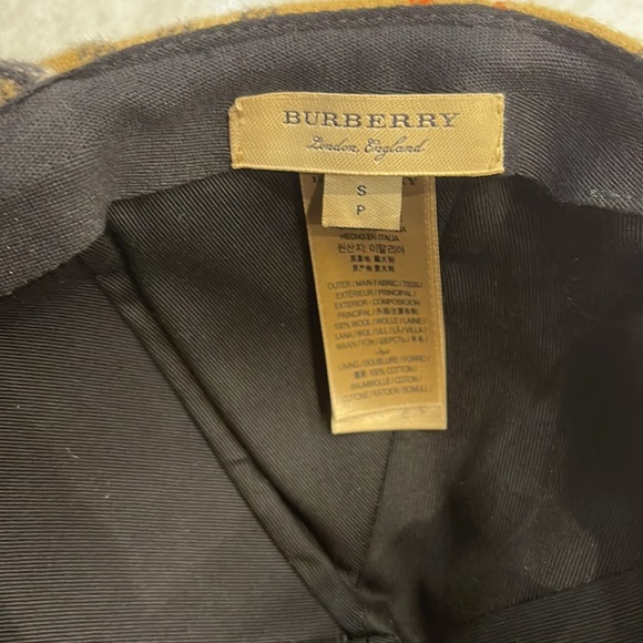 Authentic wool Burberry check baseball cap. Like new condition. - Picture 10 of 11